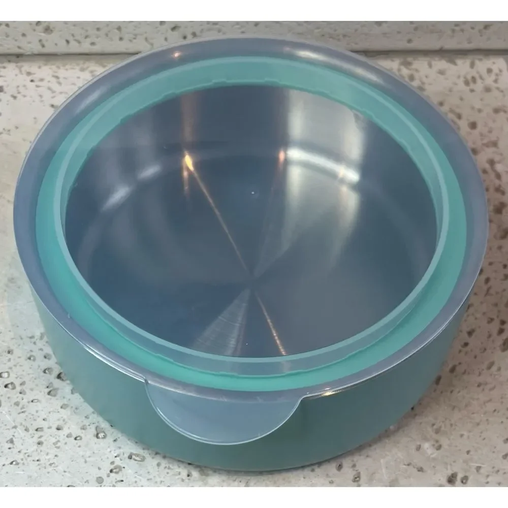 Sun Squad Stainless Steel Green Dog Bowl with Travel Lid Holds 4 Cups